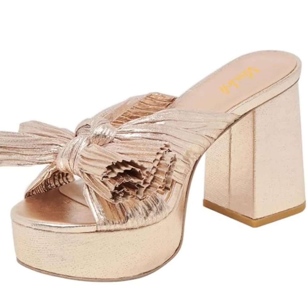 NWT $160 Lilly Sisto for Gianni Bini Satin Bow Platform Heels – Size 6.5